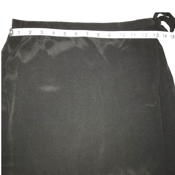 Woman’s Wrap Skirt 100% Silk Floral Embroidered Wrap Tie Maxi Skirt Black Size 6 - Picture 7 of 8
